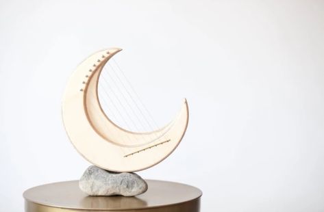 Yuan Ti, Lyre Harp, C Major, Music Instrument, Moon Shapes, Photo On Wood, String Instruments, Musical Instrument, Harp