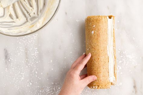 This easy carrot roll recipe is made of a homemade delicious spice cake and packed with a cream cheese frosting filling that is festive and flavorful. Carrot Roll, Carrot Cake Roll Recipe, Carrot Cake Roll, Easy Carrot Cake, Cake Roll Recipes, Jelly Roll Pan, Roll Recipe, Spice Cake, Chiffon Cake