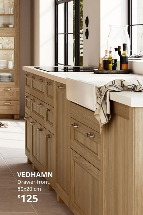 Welcome any guests with the natural oak tones of the VEDHAMN kitchen fronts. Beautiful, robust and ready to be perfected with our range of kitchen accessories. Get the kitchen that will make everybody feel right at home. Ikea Vedhamn Kitchen, Vedhamn Kitchen Ikea, Ikea Vedhamn, Wood Master Bath, Farmhouse Wood Kitchen, Kitchen Farm Sink, Wood Kitchen Ideas, Affordable Kitchen Cabinets, Hickory Kitchen