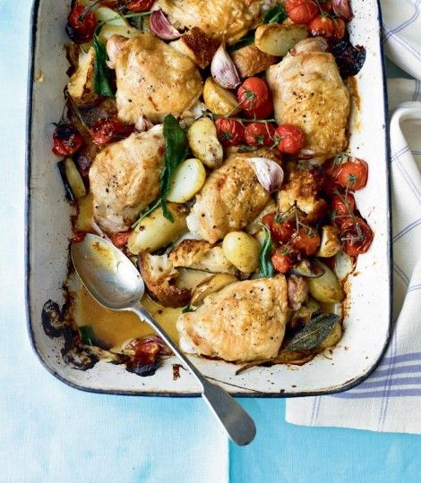 one-pan-roast-chicken Chicken Scarpariello, Chicken Eggplant, Best Chicken Dishes, Aubergine Recipe, Chicken Tomato, Easy Roast Chicken, Tray Bake Recipes, Tray Bake, Healthy Family Dinners