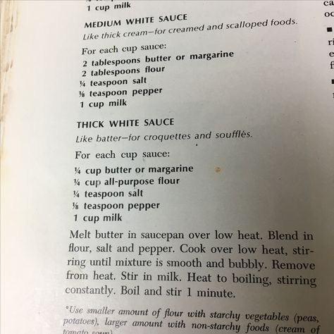 Betty Crocker- White sauce Betty Crocker White Sauce, White Gravy Recipe, White Cream Sauce, White Gravy, Country Fried Steak, White Sauce Recipes, Betty Crocker Recipes, Dessert Recipies, Gravy Sauce