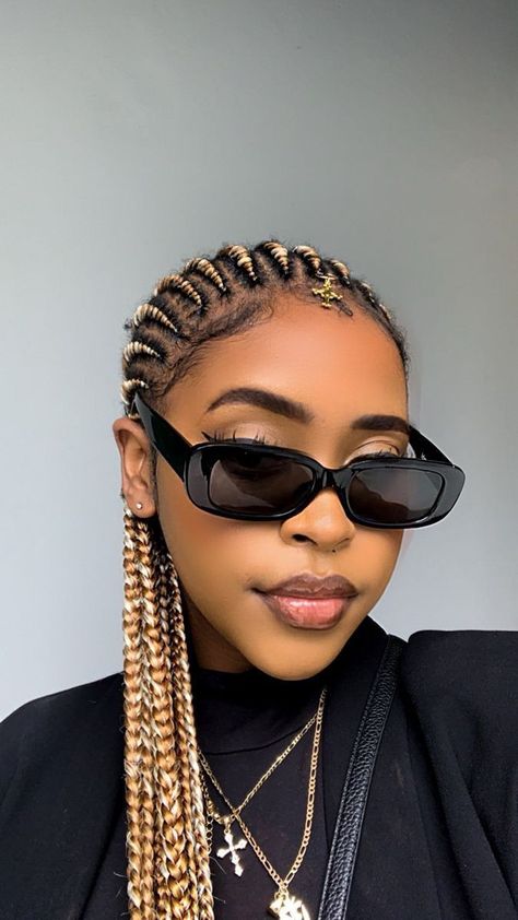 𝙪𝙧_𝙚𝙢 Blonde Cornrows, Twisted Hair, African Hair Braiding Styles, Braids Hairstyles Pictures, Braided Cornrow Hairstyles, Girls Hairstyles Braids, Girls Braids, Natural Hair Braids, Cornrow Hairstyles