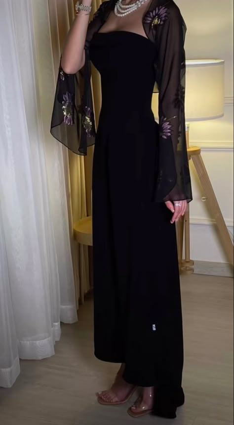 Flare Sleeves Dress, Bolero Over Dress, Black Gown Elegant Classy With Sleeves, Disgner Dress, Long Sleeve Black Prom Dress, Maxi Dresses With Sleeves, Long Sleeve Formal Dress, Black Formal Gown, Evening Dress Black