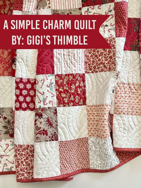 Easy Christmas Quilt Patterns, Easy Christmas Quilt, Charm Pack Quilt Patterns, Charm Square Quilt, Christmas Quilt Blocks, Quilt Blocks Easy, Charm Pack Quilt, Charm Pack Quilts, Christmas Quilt Patterns