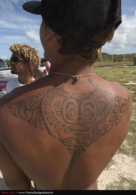 Sting ray. Polynesian Tattoos Women, Ray Tattoo, Polynesian Tattoo Designs, Maori Tattoo Designs, Tattoo Inspiration Men, Naruto Tattoo, Hawaiian Tattoo, Tattoos For Black Skin, Dope Tattoos For Women