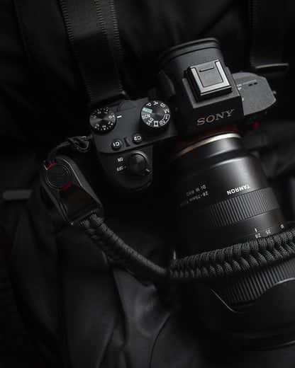 Sony Dslr Camera, Camera Wallpaper, Photo Gear, Electronics Mini Projects, Gadgets Technology Awesome, Sony Camera, Photography Games, Sony Alpha, Cameras And Accessories