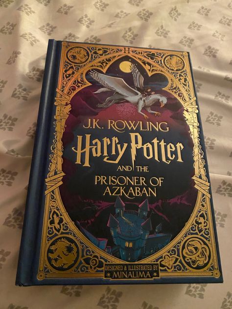 Prisoner Of Azkaban Book, Harry Potter Merch, Books To Read Nonfiction, The Prisoner Of Azkaban, Hogwarts Aesthetic, Prisoner Of Azkaban, Harry Potter Pictures, Nyc Shopping, Harry Potter Books