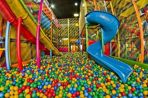 A Tribute To The Best Birthday Party Spot Ever: Discovery Zone Discovery Zone, Best Friend Bucket List, Indoor Play Area, The Meta Picture, Am I Dreaming, Ball Pit, 웃긴 사진, Indoor Play, Totally Me