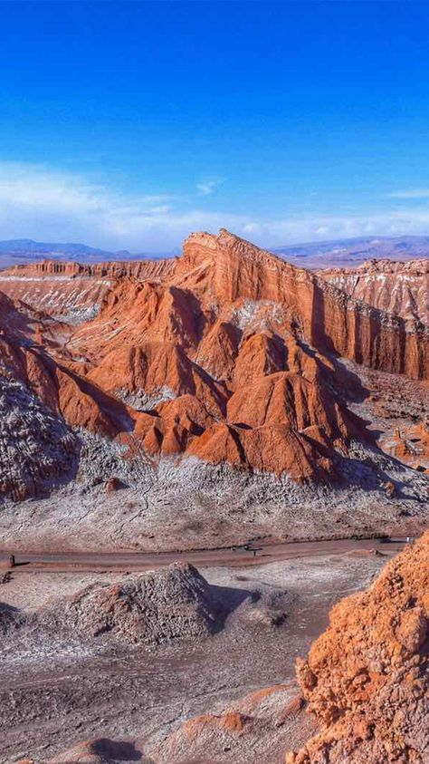 Atacama Desert Chile, Valley Of The Moon, South America Travel Destinations, Atacama Desert, South America Destinations, Chile Travel, Travel Spots, South America Travel, Explore Travel