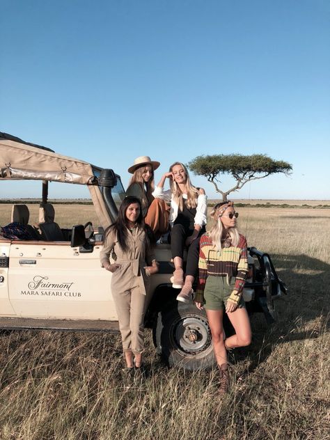 Bonnie Rakhit, Meg legs, And a thousands words and Blonde Flamingo in Africa with citizen femme and fairmont africa safari Africa Safari Photography, Africa Safari Lodge, Africa Safari Clothes, Safari Photos, Safari Photography, Safari Vacation, Safari Outfit, Africa Adventure, Safari Outfits