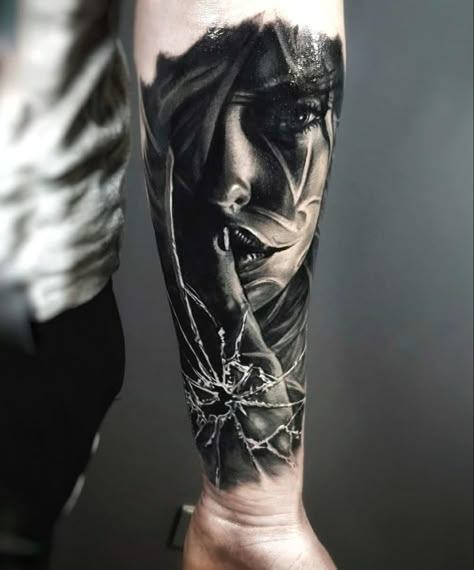 Dark Realism Tattoo, Dark Tattoos For Men, Tattoo House, Realistic Tattoo Ideas, Medusa Tattoo Design, Heaven Tattoos, All Black Tattoos, Mexican Art Tattoos, Girl Face Tattoo