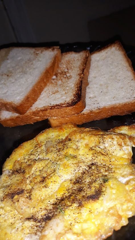 Breakfast Streaks Snapchat, Bread Omlette Snapchat Story, Cooking Snapchat Story Indian, Mumbai Breakfast Snapchat, Pakistani Breakfast Snapchat, Vegetable Biryani Recipe, Flying Bird Silhouette, Foodie Instagram, Chai Recipe