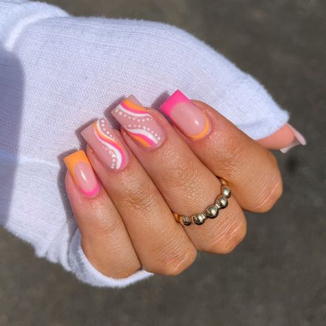 Summer Nails Cute, Bright Colored Nails, Gradient Nail Design, Bright Pink Nails, Colourful Nails, Funky Nail Art, Summer Nail Designs, Bright Summer Nails, Nails Cute