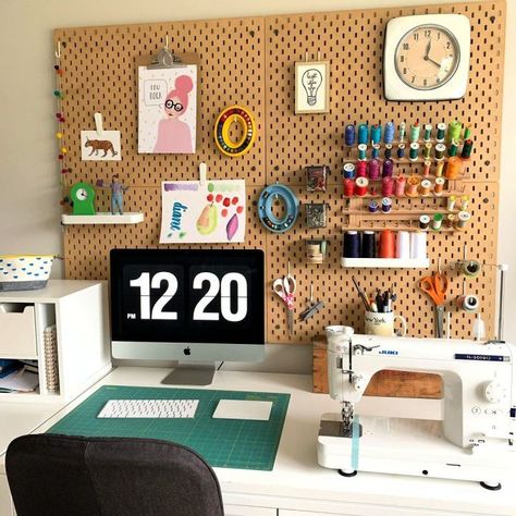 Home Office Pegboard Ideas, Sewing Pegboard Organization, Skådis Ikea Hack, Ikea Pegboard Hack, Ikea Pegboard Craft Room, Home Office Pegboard, Ikea Peg Board Ideas, Ikea Skadis Pegboard Ideas, Skadis Ikea Ideas