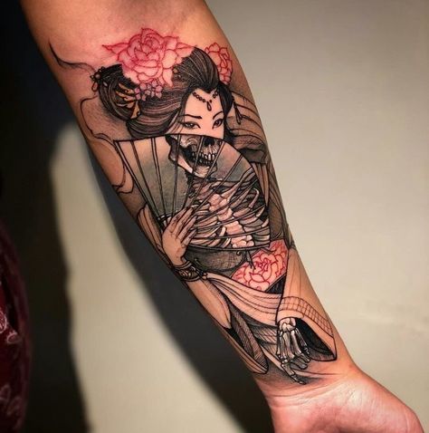 Tato Geisha, Geisha Tattoo Design, Geisha Tattoo, Black Girls With Tattoos, Fesyen Rambut, Inspiration Tattoos, Tato Lengan, Red Ink Tattoos, Dope Tattoos For Women