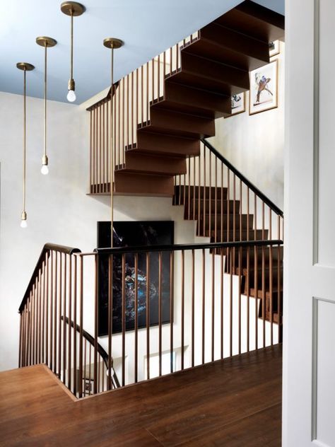 Beata Heuman Interiors, Barndominium Loft, Beata Heuman, Blue Ceiling, Library School, Staircase Designs, Stair Railings, London Townhouse, Downing Street