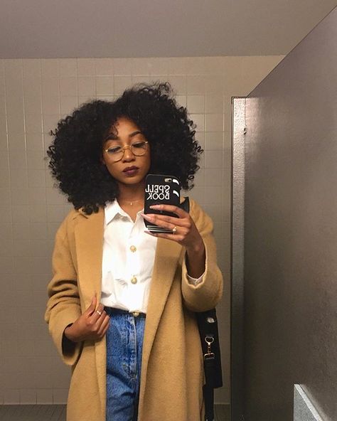 kakess (@krissykakess) • Instagram photos and videos Black Creatives, Black Femininity, Elegante Casual, Looks Black, Cute Fall Outfits, Black Women Fashion, Best Dressed, Black Is Beautiful, Rihanna