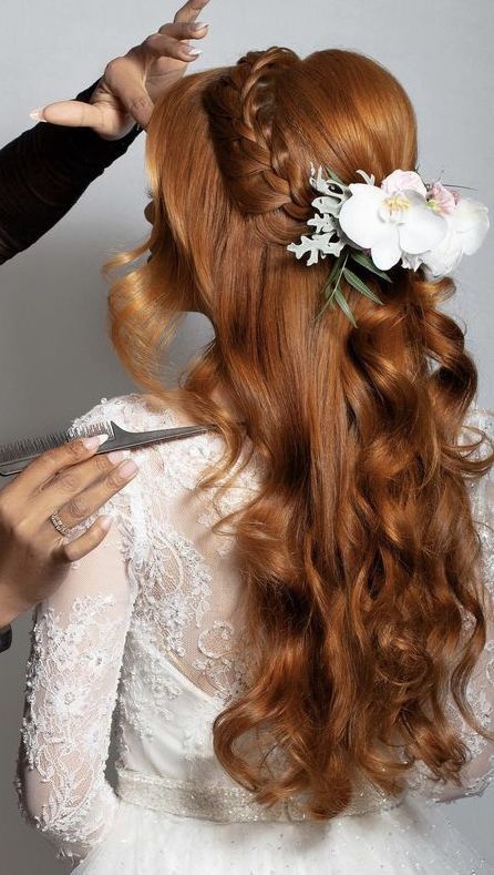 Wedding Hairstyles Redheads, Red Head Bride Hair, Red Bridal Hair Hairstyles, Wedding Hairstyles For Long Red Hair, Auburn Wedding Hair, Wedding Hair For Redheads, Red Head Wedding Hair, Red Hair Bride Wedding, Red Head Wedding