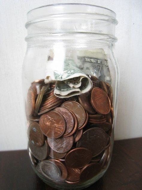 The Coin Jar: Practical Tips For Saving Money A Little Bit At A Time Coin Jar Ideas, Saving Change, Saving Jar, Coin Jar, Live On Less, Savings Jar, Tips For Saving Money, Money Pictures, Waste Of Time