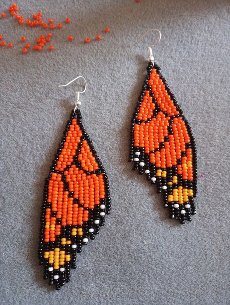 Seed Bead Necklace Patterns, Bead Necklace Patterns, Sculpture Tutorial, Bead Sculpture, Seed Bead Jewelry Patterns, Japanese Beads, Beaded Earrings Tutorials, Beaded Earrings Diy, Pola Kristik