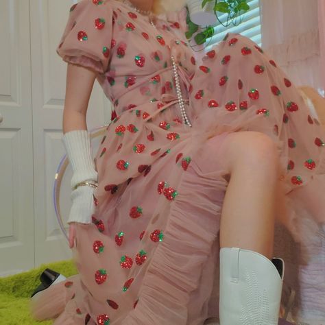 Strawberry Dress Aesthetic, Dreamland Billionaires Aesthetic, Lirika Matoshi Dress, Lirika Matoshi Strawberry Dress, Matoshi Dress, Strawberry Cottagecore, Astronaut Outfit, Strawberry Clothing, Modesty Dress