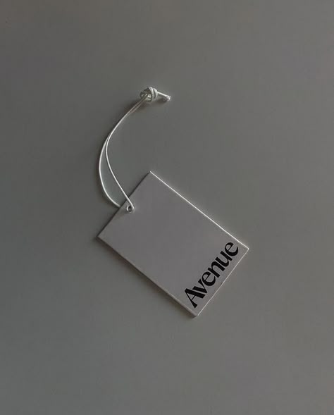 Hangtag Design, Ruangan Studio, Hang Tags Clothing, Clothing Labels Design, Hang Tag Design, Luxury Packaging Design, Business Branding Inspiration, Clothing Packaging, Labels Design