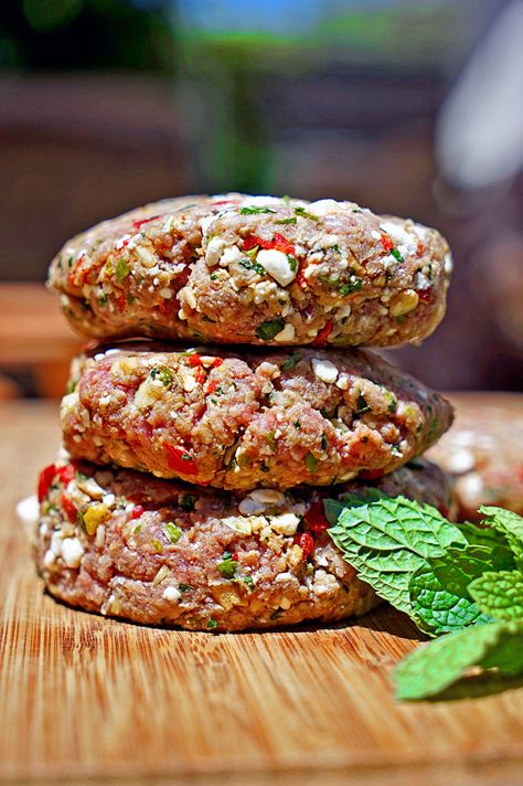 Mediterranean Burgers, Hearty Appetizer, Mediterranean Lamb, Lamb Sliders, Feta Dressing, Lamb Burger, Feta Chicken, Lamb Recipe, Lamb Burgers