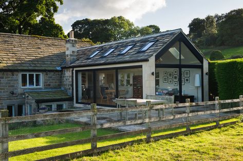 Cabin Extension, Irish Cottage Renovation, Small House Extensions, Bungalow Extensions, Cottage Extension, Garden Room Extensions, Farmhouse Renovation, Glazed Doors, Contemporary House Exterior