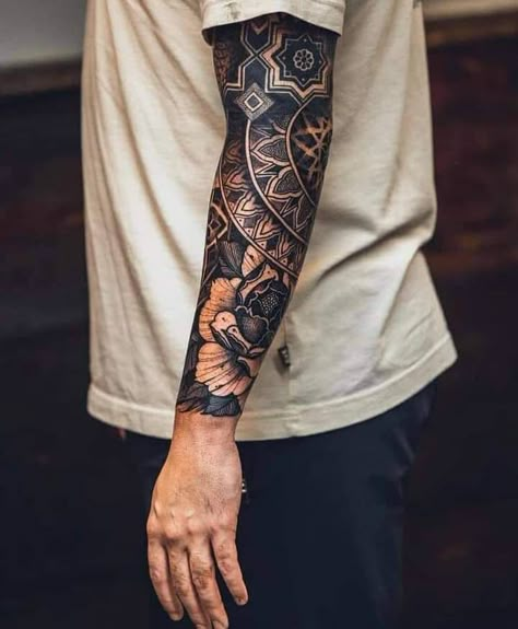 Kalodimas Tattoo, Arm Cover Up Tattoos, Mangas Tattoo, Full Hand Tattoo, Geometric Sleeve Tattoo, Tattoos Infinity, Sleeve Tattoos For Guys, Forearm Band Tattoos, Full Sleeve Tattoo Design