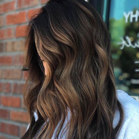 Partial Baylage For Dark Hair, Partial Bayalage Brunette, Partial Balayage On Dark Hair, Baylage Hair Dark, Brunette Partial Balayage, Partial Balayage Black Hair, Partial Balayage Brunettes, Bayalage Brunette, Boliage Hair