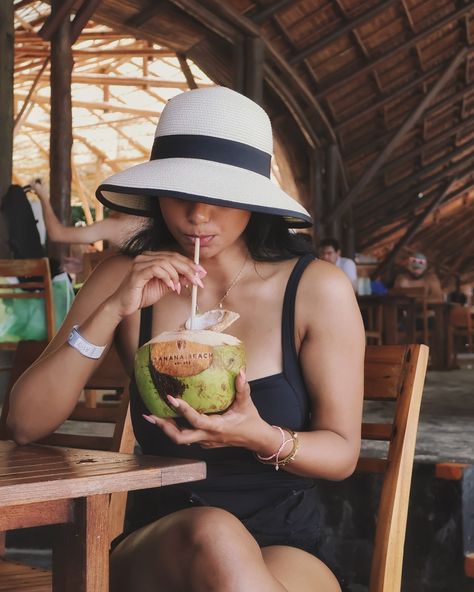 Finding excuses to drink on vacation 🧉🍸🍹🧋 ✨Special mention to my hat. That got lost on vacation. I am missing it everyday! {banana beach, Phuket, Thailand, vacation, coconut water, aesthetics, Pinterest aesthetic} #thailand #phuket #vacation #aesthetic Water Aesthetics, Aesthetic Thailand, Banana Beach, Thailand Vacation, Thailand Phuket, Vacation Aesthetic, Pinterest Aesthetic, Phuket Thailand, Coconut Water