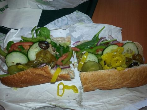 My FAV sandwich from Subway...the footlong veggie delight, sans cheese, with all the veggies on it :) mmmmm sooo good! Subway Sandwich Ideas, Subway Sandwich, Sandwich Ideas, Veggie Delight, Wrap Sandwiches, Healthy Foods, Healthy Food, Vegetarian Recipes, Sandwiches