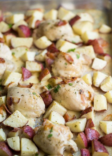 Sheet Pan Ranch Chicken with Bacon and Potatoes - Wholesomelicious Bacon And Potatoes, Dinners For Busy Nights, Chicken Sheet Pan Dinner, Chicken With Bacon, Pan Dinner Recipes, Chicken Sheet Pan, Meat And Veggies, Sheet Pan Dinners Chicken, Bacon Potato