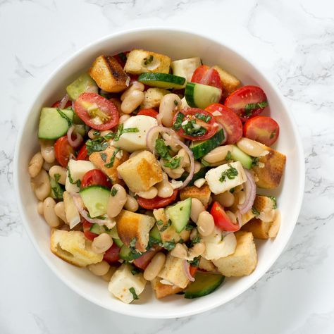 Mealime - Tuscan Panzanella Salad with White Beans Salad With White Beans, Panzanella Salad, Tomato Mozzarella, Large Salad Bowl, 30 Minute Meals, Fresh Mozzarella, Grocery Delivery, White Beans, Savoury Dishes