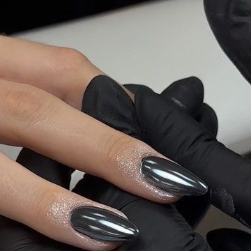 ALBA on Instagram: "Jet black & Magic pearl white from @blueskykosova 🧚‍♀️" Pearl And Black Nails, Black Pearl Nails Design, Black Pearlescent Nails, Pearl Nails Black, Black And Pearl Nails, Pearl Powder Nails, Black Nails With Pearls, Black Pearl Nails, Black Prom Nails