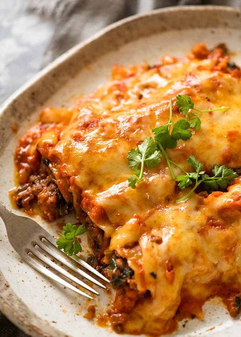 Beef Cannelloni Recipes, Beef Cannelloni, Cannelloni Recipe, Beef Entrees, Cannelloni Recipes, Manicotti Recipe, Recipetin Eats, Recipe Tin, Salad Pasta