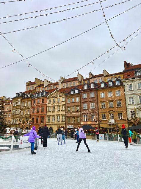 December in Poland #december #Poland #Warsaw #Krakow #TravelPoland #PolishCulture #VisitPoland #PolishFood #ExplorePoland #bakery #xmascoffe #xmaseurope Poland Warsaw, Visit Poland, Polish Recipes, Krakow, Warsaw, Poland, The Globe, Globe, Travel