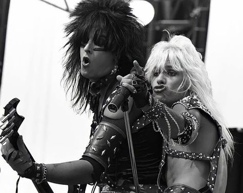 80s Rockstar, Motley Crue Nikki Sixx, Mick Mars, Vince Neil, Motley Crüe, 80s Men, 80s Bands, Music Pics, Nikki Sixx