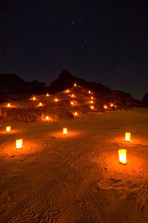 Desert Picnic, Arabian Nights Aesthetic, Desert Aesthetic, Namib Desert, Wadi Rum, Safari Tour, Night Vibes, Special Dinner, Arabian Nights