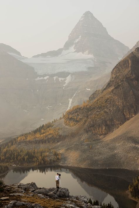 fall mountain elopement Camping Elopement, Moraine Lake Wedding, Mount Assiniboine, Alberta Elopement, Hiking Wedding, Banff Elopement, Rocky Mountain Elopement, Dream Location, Jasper Park