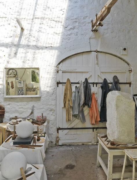 Transformable Fashion, Sculpting Studio, Tate St Ives, Danish House, Victorian Gentleman, Bloomsbury Group, Barbara Hepworth, Tiered Garden, Studio Workshop