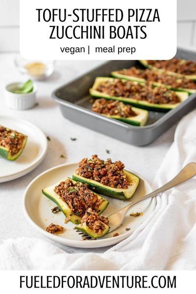 These vegan tofu-stuffed pizza zucchini boats are a great way to up your veggie game and use a surplus of produce. Pizza Zucchini Boats, Pizza Zucchini, Vegan Zucchini Recipes, Zucchini Boat, Stuffed Pizza, Vegan Appetizers Recipes, Zucchini Plants, Easy Vegan Lunch, Vegan Tofu