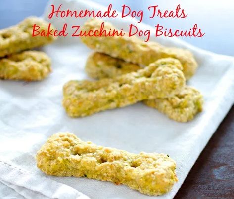 Homemade Dog Cookies, Dog Biscuit Recipes, Baked Zucchini, Bake Zucchini, Puppy Treats, Healthy Dog Treat Recipes, Dog Cookies, Dog Biscuits, Dog Treat Recipes