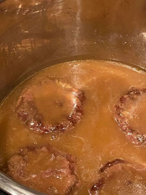 Instant Pot Hamburger Steak & Gravy Pressure Cooker Salisbury Steak, Easy Hamburger Meat Recipes Instant Pot, Insta Pot Hamburger Recipe, Instant Pot Hamburger Steak And Gravy, Instant Pot Hamburger Gravy, Salsbury Steak Insta Pot, Instant Pot Hamburger Steak, Hamburger Steak With Brown Gravy Instant Pot, Frozen Hamburger Instant Pot