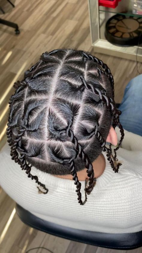 Kamikaze Twist Hairstyle Men, Twist For Boys Hair, Rope Twist Men, Men Twists Hairstyles, Twist Braids Hairstyles Men, 2 Strand Twist Men, Two Strand Twist Men, Braid Designs For Men, Mens Twists