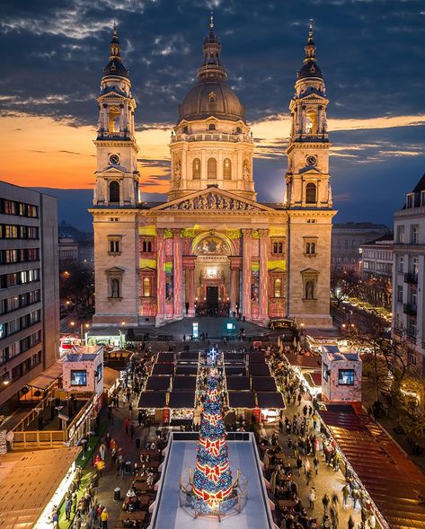 Budapest’s most famous Christmas market comes alive under the illuminated St. Stephen’s Basilica for our #SightSeeingSunday image of the week. Known as one of the most popular Christmas events in Hungary, the Christmas Market and Advent Feast by the Basilica of Budapest offers shoppers dozens of handmade goods from local vendors.
 
Have a blessed Sunday!

#travelphotography #beautifuldestinations #sightseeing #sightseeings #travel #sundayvibes  #sundayvibes #beautifulplaces #travelgoals A Blessed Sunday, Have A Blessed Sunday, Banff National Park Canada, Military Lifestyle, St Stephen, Canadian Military, Canadian Army, Family Magazine, Blessed Sunday