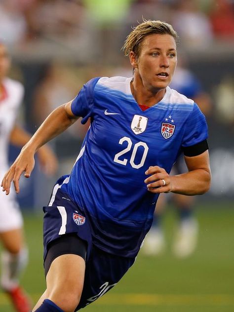 Sarah Huffman, Team Halloween Costumes, Glennon Doyle, Abby Wambach, Soccer Usa, Teacher Halloween Costumes, Uswnt Soccer, Teacher Costumes, Soccer Women