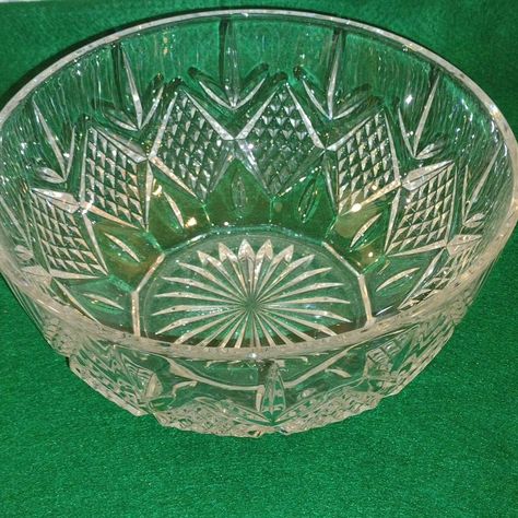 Beautiful crystal bowl, perfect for lunch, dinner or a buffet. This beauty is in my Etsy shop. If interested click on my bio for the link to my shop. #crystalbowl #crystal #setvingbowl Crystal Bowl, Crystal Bowls, Salad Bowl, Salad Bowls, Dinner Table, Clear Crystal, Serving Bowls, I Shop, Salad