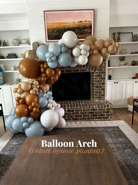 start with auburn/browns, leading to white/blues Balloon Arch Video, Fall Balloons, 8th Grade Graduation, Auburn Brown, Mary Margaret, Party Trends, Blue Party, Brown And Blue, Blue Balloons