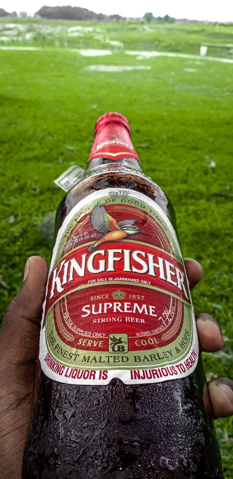 #kingfisherbeer Kingfisher Snapchat Story, Kingfisher Beer Snap, Kingfisher Beer Indian, Diving Kingfisher, Kingfisher Underwater, Kingfisher Beer, Beer Photos, Emoji For Instagram, Alone Photography